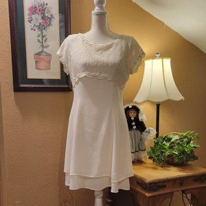 Vintage Jeffrey & Dara by Linda Hutley and Evelyn Socias Cream Evening Dress